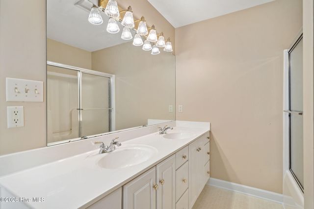 213 Country Club Drive, Wallace, NC 28466