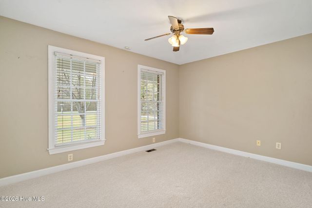 213 Country Club Drive, Wallace, NC 28466