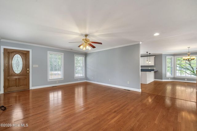 213 Country Club Drive, Wallace, NC 28466