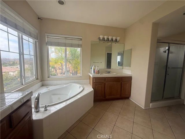 28007 Alta Vista, Valencia, CA 91355