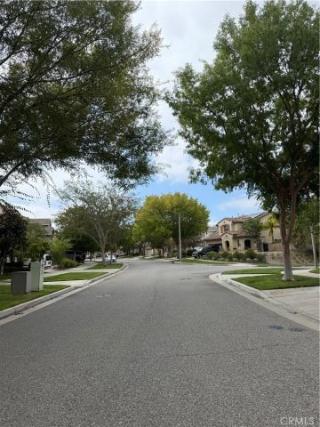 28007 Alta Vista, Valencia, CA 91355