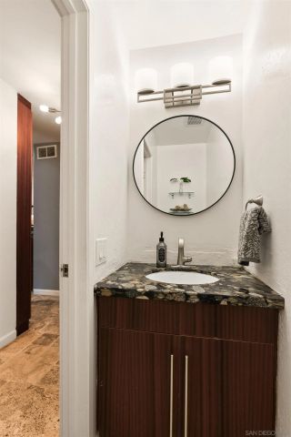 5700 Baltimore Dr 202, La Mesa, CA 91942