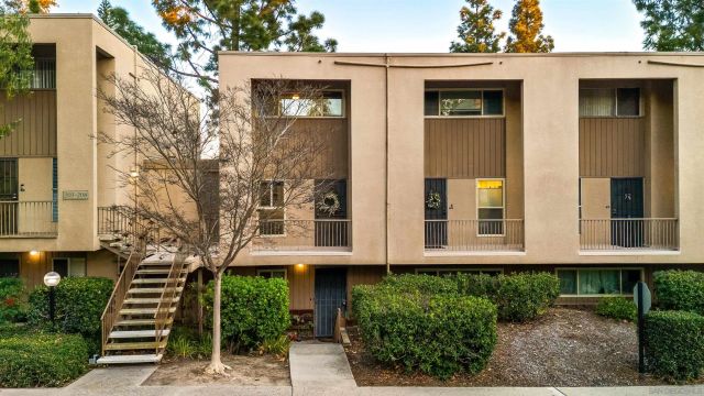 5700 Baltimore Dr 202, La Mesa, CA 91942