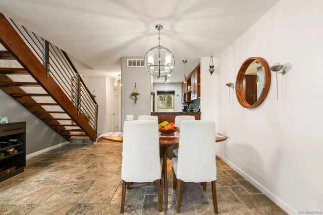 5700 Baltimore Dr 202, La Mesa, CA 91942