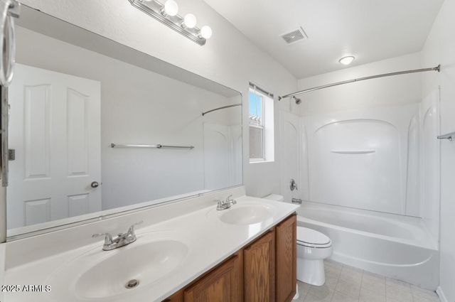 11589 W LEE Lane, Youngtown, AZ 85363