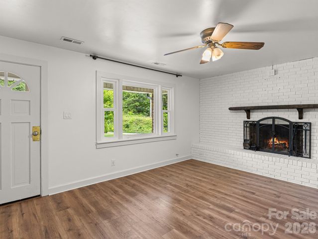 205 Old Fort Road, Fairview, NC 28730