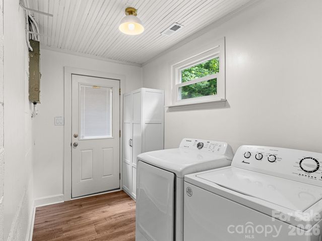 205 Old Fort Road, Fairview, NC 28730