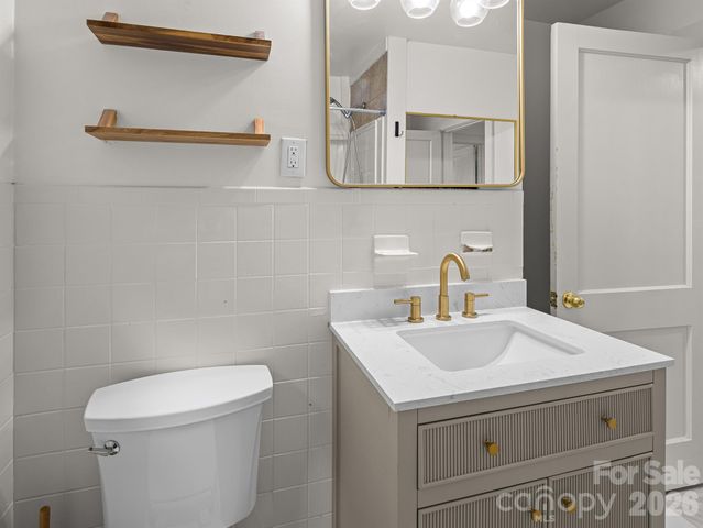 205 Old Fort Road, Fairview, NC 28730