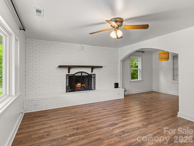 205 Old Fort Road, Fairview, NC 28730