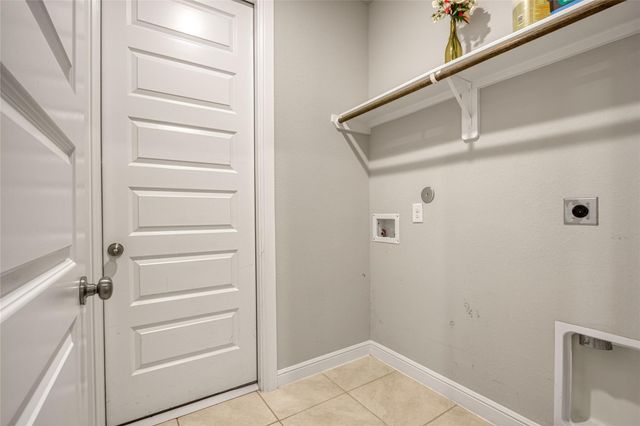 6919 Red Oak Drive, Katy, TX 77493