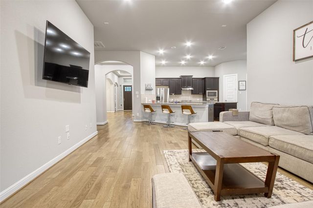 6919 Red Oak Drive, Katy, TX 77493