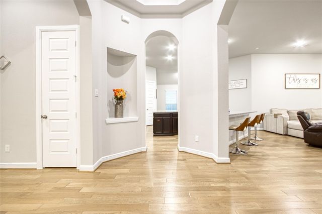 6919 Red Oak Drive, Katy, TX 77493