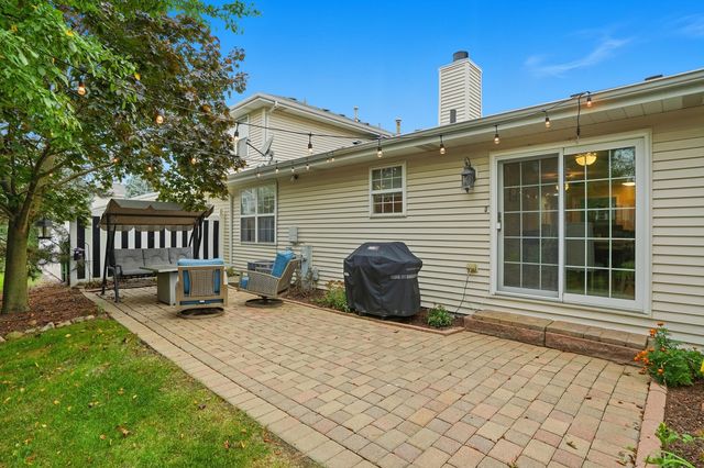 5601 W Sutton Place A, Monee, IL 60449