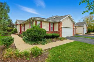 5601 W Sutton Place A, Monee, IL 60449