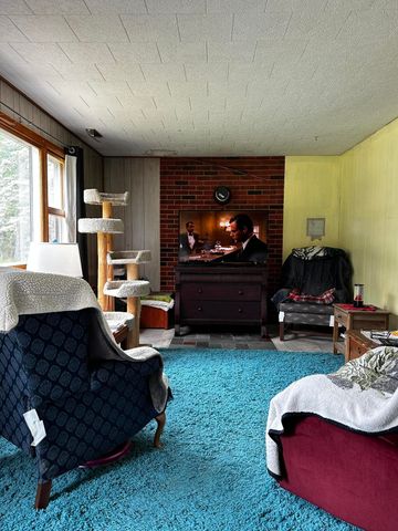 3664 N Hamlock Lane, Peacock Twp, MI 49644