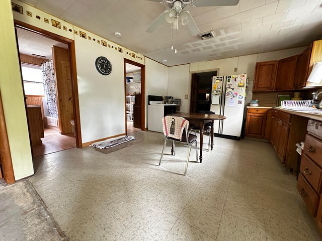 3664 N Hamlock Lane, Peacock Twp, MI 49644