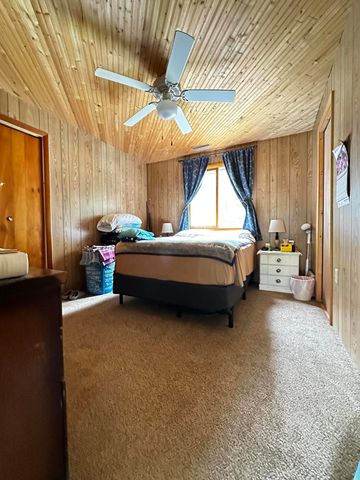 3664 N Hamlock Lane, Peacock Twp, MI 49644