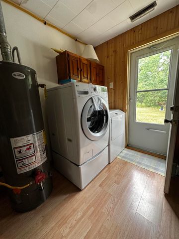 3664 N Hamlock Lane, Peacock Twp, MI 49644