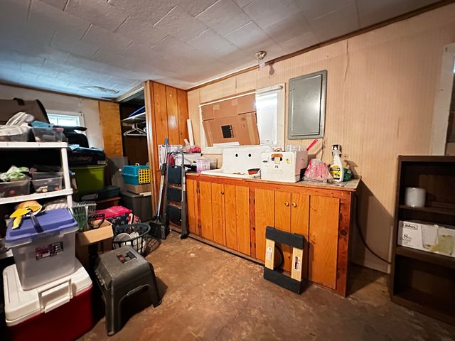 3664 N Hamlock Lane, Peacock Twp, MI 49644