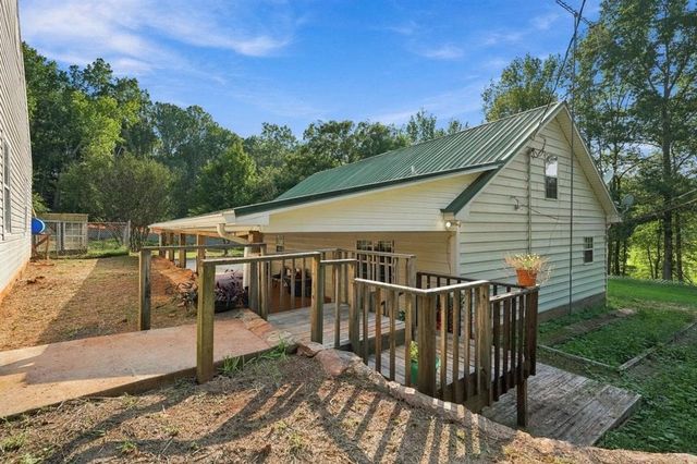 993 Sam Freeman Road, Hoschton, GA 30548