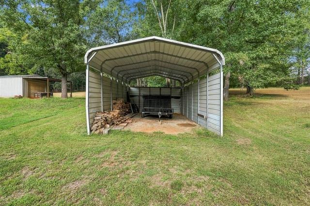 993 Sam Freeman Road, Hoschton, GA 30548