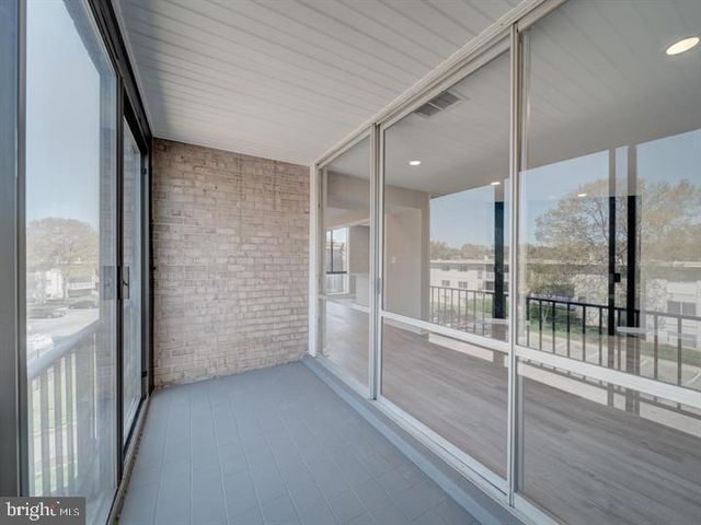 8675 GREENBELT RD #202, Greenbelt, MD 20770