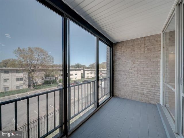 8675 GREENBELT RD #202, Greenbelt, MD 20770