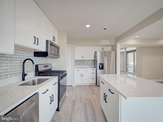 8675 GREENBELT RD #202, Greenbelt, MD 20770