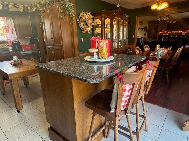 21 Colonial Drive, Clinton, IL 61727