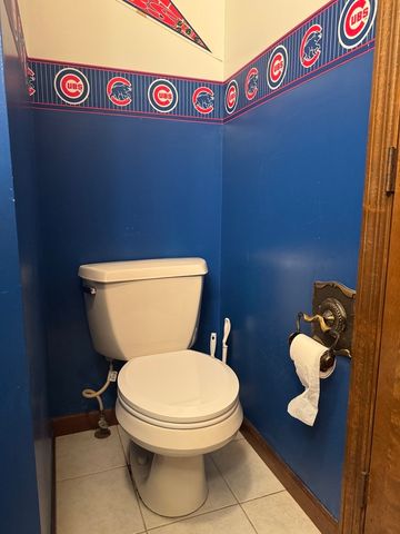 21 Colonial Drive, Clinton, IL 61727