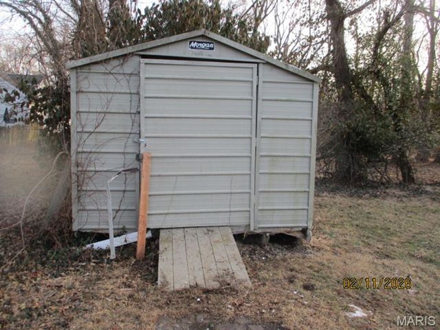 108 S 37th Street, Belleville, IL 62226