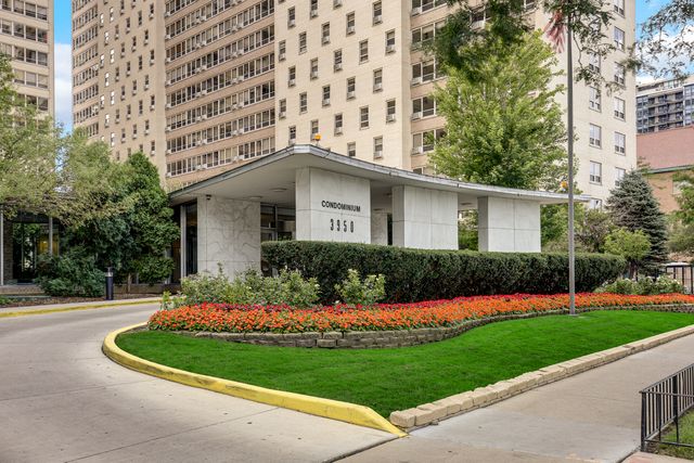 3950 N Lake Shore Drive 1516, Chicago, IL 60613