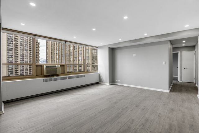 3950 N Lake Shore Drive 1516, Chicago, IL 60613
