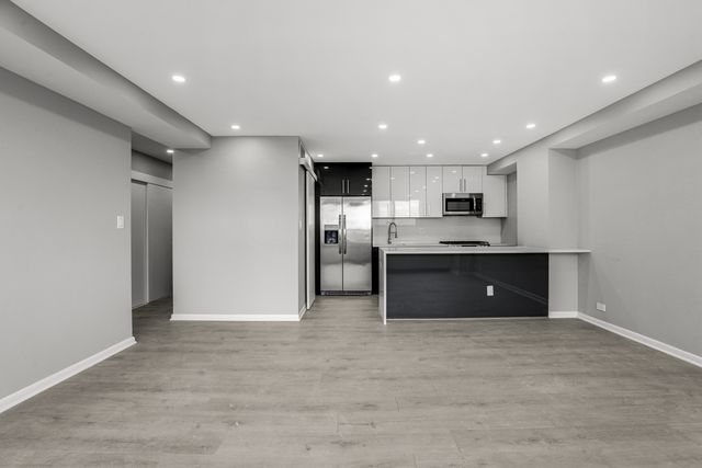 3950 N Lake Shore Drive 1516, Chicago, IL 60613