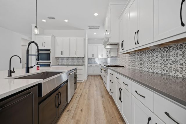 2908 Aspen Point Court, Conroe, TX 77385