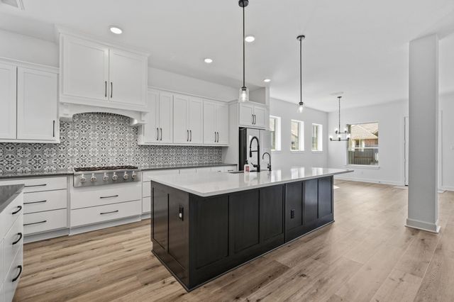 2908 Aspen Point Court, Conroe, TX 77385