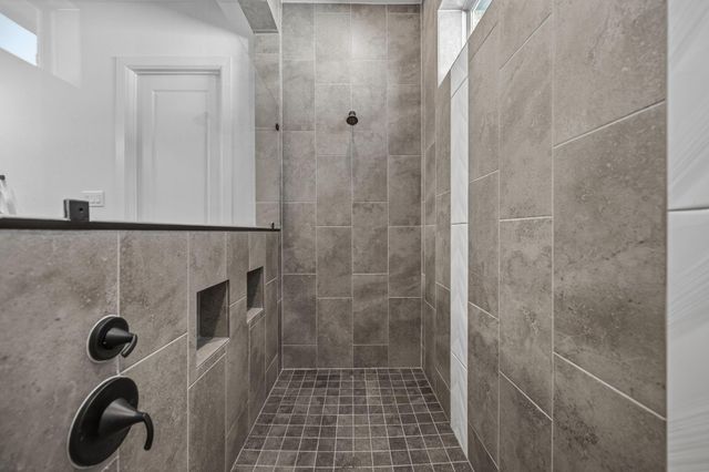 2908 Aspen Point Court, Conroe, TX 77385