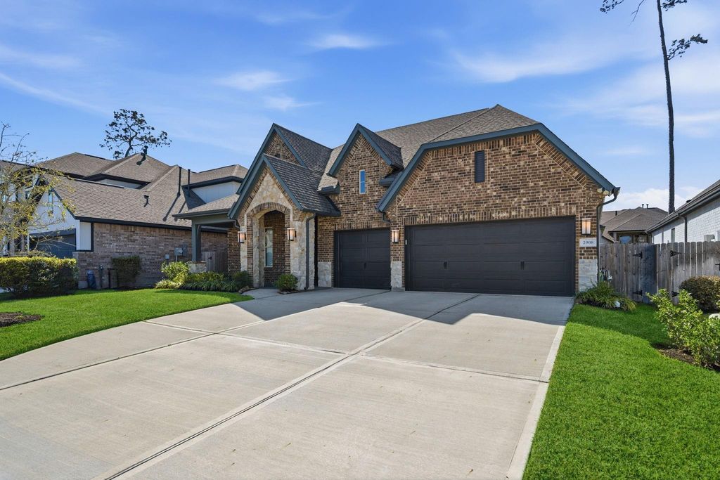 2908 Aspen Point Court, Conroe, TX 77385