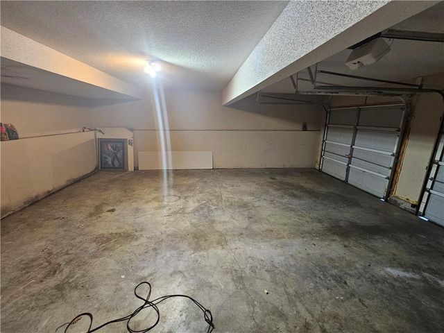 15672 S Blackfoot Street, Olathe, KS 66062