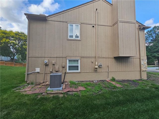 15672 S Blackfoot Street, Olathe, KS 66062