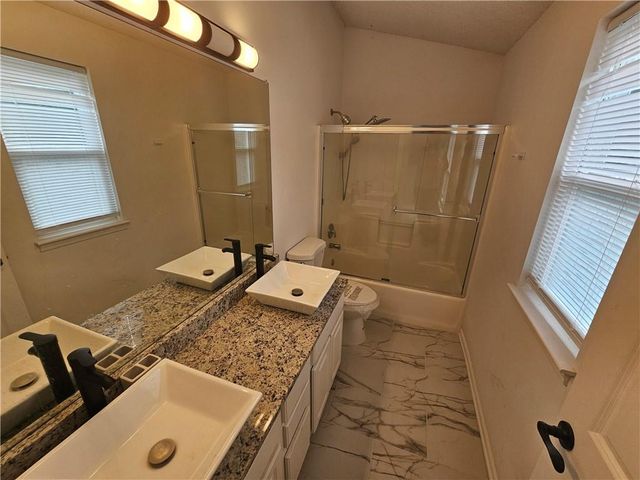 15672 S Blackfoot Street, Olathe, KS 66062