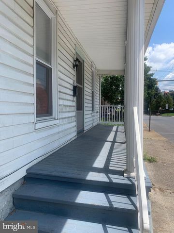343 E ORANGE ST., Shippensburg, PA 17257