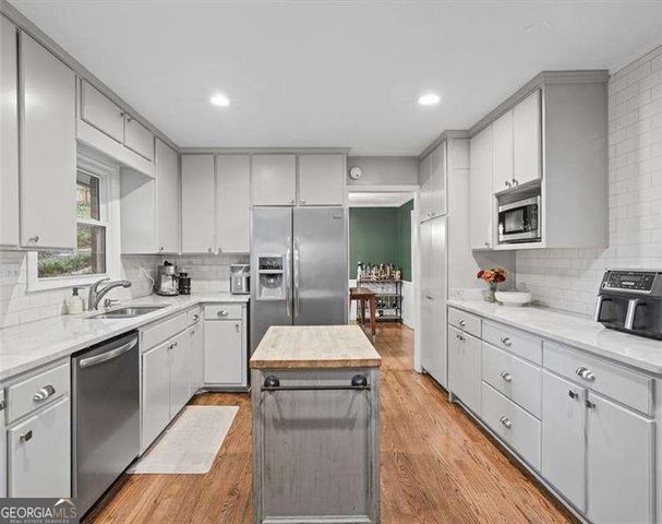 2477 Midvale Court, Tucker, GA 30084