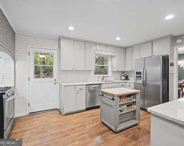 2477 Midvale Court, Tucker, GA 30084