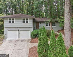 2477 Midvale Court, Tucker, GA 30084