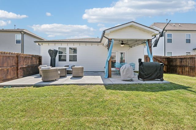 4326 Bomeadows Dr, Murfreesboro, TN 37128