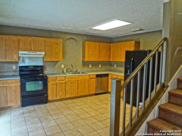 9415 Silverfeather, San Antonio, TX 78254