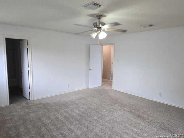 9415 Silverfeather, San Antonio, TX 78254