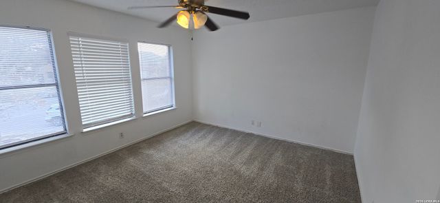 9415 Silverfeather, San Antonio, TX 78254