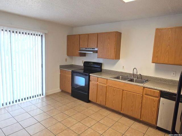 9415 Silverfeather, San Antonio, TX 78254